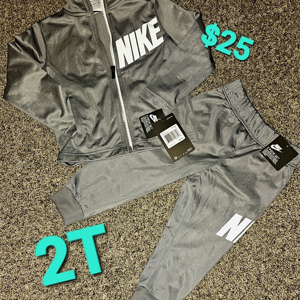 Boys 2T Nike